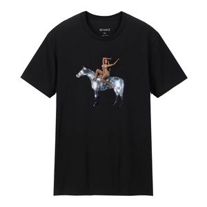 Pose 3 - Beyonce Act I Renaissance Collectible Box Set